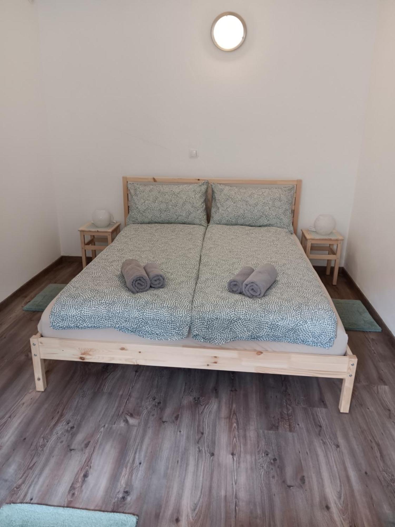 Apartma Metija โคบาริด ภายนอก รูปภาพ
